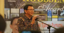 Soal Wacana Jokowi 3 Periode, Iwan Fals Usul Ahok dan Rocky Gerung Jadi Presiden