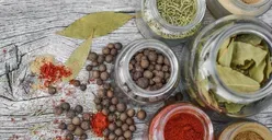 Cek! 5 Bahan Alami yang Bisa Hilangkan Flek dan Bikin Wajah Putih Alami