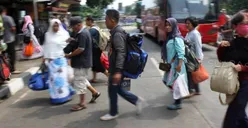 Penumpang di Terminal Kampung Rambutan Anjlok