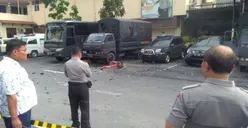 Polisi Geledah Rumah Terduga Pelaku Bom Bunuh Diri di Medan