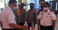 Rapid Test Antigen di Stasiun Gambir Membeludak, Kakorlantas Cek ke Lokasi