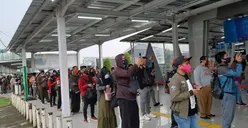 Masa Transisi, Penumpang KRL Terus Meningkat