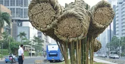 Warga Sayangkan Pembongkaran Seni Instalasi di Bundaran HI
