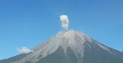 Antisipasi Erupsi Semeru, Polda Jatim Terjunkan Ratusan Personel Brimob ke Lumajang
