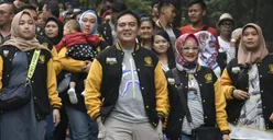 Suasana Akrab di Taman Safari Bersama Keluarga Divhumas Polri