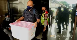 KPK Geledah Kantor DPRD Jabar Selama 8 Jam