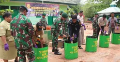 Satgas Pamtas RI-PNG Yonif 411 Kostrad Musnahkan 1.236 Botol Miras Ilegal