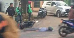 Ngeri! Pemotor Perempuan Nekad Nyalip dan Tergilas Truk Sampah DKI di Bekasi