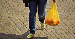 1 Juli, Tebet Terapkan Larangan Kantong Plastik Sekali Pakai