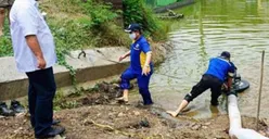 Atasi Genangan Air di Permukiman Sempit, Dinas SDA DKI Serahkan 65 Pompa Apung