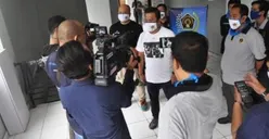 Jelang PSBB, PWI Kota Bandung Bagikan Ratusan Sembako