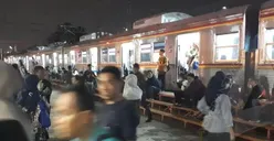 Pasca Tawuran, Stasiun Manggarai Kembali Normal Walau Terjadi Penumpukan Penumpang