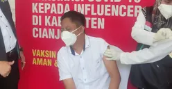 Ketua PWI Cianjur Jadi Wartawan Pertama yang Disuntik Vaksin Covid-19