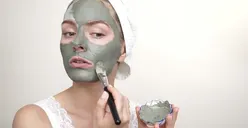 5 Masker Wajah Dari Lumpur yang Harus Dicoba