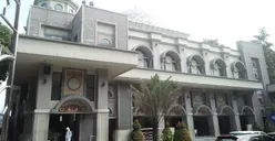 Masjid Raya Kota Bogor Bagikan Ratusan Takjil Gratis Saat Buka Puasa