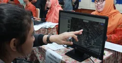 Orang Tua Keluhkan Lamanya Proses PPDB