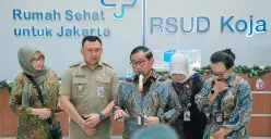 Pramono Jenguk Korban Inisiden Mobil MBG SDN Kalibaru 01, Pastikan Biaya Berobat Ditanggung Pemprov DKI Jakarta 