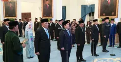 Prabowo Subianto Resmi Lantik Djamari Chaniago jadi Menko Polhukam dan Erick Thohir jadi Menpora