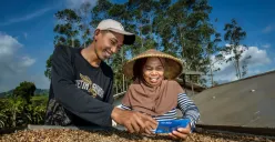 Konsisten Berdayakan UMKM, BRI Sabet Pilar Sosial di Katadata ESG Awards 2025