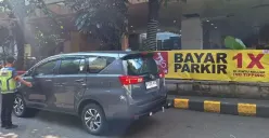 Cegah Kembali Aksi Pungli di Blok M! Dishub Jakarta Selatan Pasang Spanduk di 8 Titik Lokasi Parkir Liar 