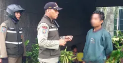 Korban Pencopetan 1 Keluarga Ditemukan URC Satpol PP Jakarta Pusat Tinggal di Kolong Simpang Susun Semanggi