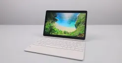 Lenovo Yoga Tab, Tablet Rasa Laptop Premium dengan AI Canggih dan Aksesori Lengkap