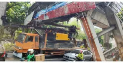 JPO Tendean Rusak Parah Usai Ditabrak Truk Alat Berat, Dinas Bina Marga Putuskan Melakukan Pembongkaran Mulai Hari Ini