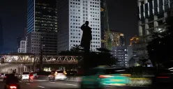 Aksi Pemadaman Lampu 1 Jam Pemprov DKI di Hari Lingkungan Hidup 2026, Berhasil Tekan Emisi Karbon hingga 60,14 Ton CO2e!