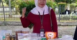 Didukung BRI, Usaha Jufriyah Berkembang dari Peyek Rumahan Hingga Tepung Ayam Goreng
