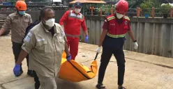 Sempat Hilang, BPBD Jakarta Selatan Evakuasi Anak Lelaki Usia 14 Tahun yang Hanyut Tenggelam di Kali Ciliwung