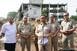 Lahan RS Sumber Waras yang terbengkalai akan diubah menjadi rumah sakit tipe A. (Sumber: beritajakarta.id | Foto: beritajakarta.id)