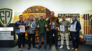Penghargaan dalam ajang Nusantara CSR Awards ini diberikan atas keberhasilan pelaksanaan program Tanggung Jawab Sosial dan Lingkungan (TJSL). (Sumber: Ist)