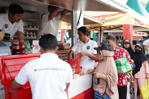 Perumda Dharma Jaya menargetkan 1.416 titik bazar pada tahun ini permudah akses masyarakat mendapatkan protein hewani. (Sumber: beritajakarta.id | Foto: beritajakarta.id)