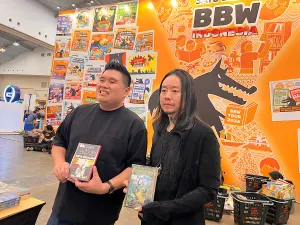 Big Bad Wolf (BBW) Books resmi membuka BBW Jakarta 2026 tepat pada pukul 00.00 WIB tengah malam, Rabu 29 April 2026 di ICE BSD City Hall 2–3A dengan memberikan 1000 buku secara cuma-cuma bagi 1000 pengunjung pertama. (Foto: Birny Birdieni)