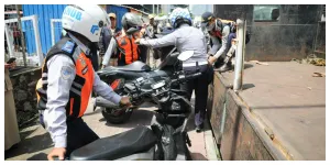 Penertiban Parkir Liar oleh Dinas Perhubungan (Dishub) DKI Jakarta (Sumber: beritajakarta.id)