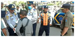 Dinas Perhubungan DKI Jakarta untuk mengatur keberadaan pengatur lalu lintas liar atau 'Pak Ogah' (Sumber: beritajakarta.id)