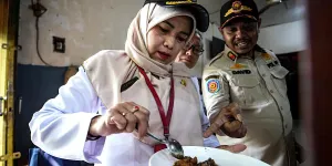 2 Rumah Makan di Wilayah Jakarta Barat Diduga Sajikan Makanan dengan daging HPR. (Sumber: beritajakarta.id)