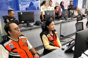 Dishub DKI luncurkan program CCTV Jakarta Takeover gandeng komika Yudhabramasta, tegur hingga edukasi pelanggar lalu lintas. (Sumber: beritajakarta.id | Foto: beritajakarta.id)
