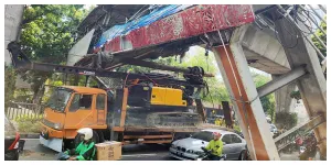 JPO Tendean Alami Kerusakan Berat (Sumber: beritajakarta.id)