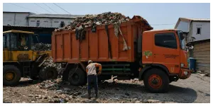 Penumpukan Sampah TPS Rusun Waduk Pluit (Sumber: beritajakarta.id)
