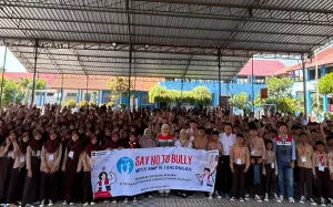 Tekan Angka Cyberbullying, Pertamina Patra Niaga Regional JBB Sasar Generasi Z di SMPN 1 Balongan