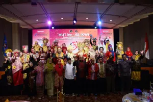HUT ke-65 IKWI: Indah Kirana dan Ketum PWI Pusat Gelorakan Transformasi Keluarga Pers