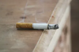 Ilustrasi Rokok Ilegal. (Sumber: Unsplash/Mufid Majnun)