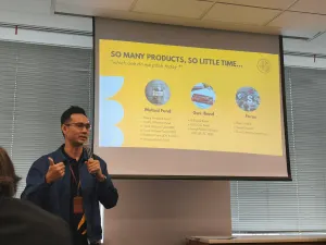 Johan Kesuma Harsa, Head, Wealth Management Distribution & Specialists Maybank Indonesia. (Sumber: AYOJAKARTA.COM | Foto: Katarina Erlita)