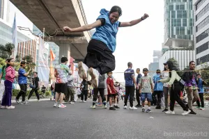 Dinas Pemuda dan Olahraga (Dispora) DKI Jakarta menyambut positif hadirnya kawasan Hari Bebas Kendaraan Bermotor (HBKB) atau Car Free Day (CFD) di Jalan HR Rasuna Said. (Sumber: beritajakarta.id | Foto: beritajakarta.id)