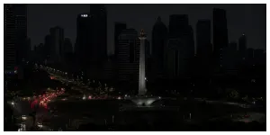 Ilustrasi. Pemadaman Lampu di Jakarta (Sumber: Generative AI)