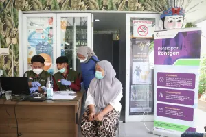 Dinkes DKI Jakarta mengimbau warga Ibu Kota untuk meningkatkan kewaspadaan terhadap risiko penyakit Infeksi Saluran Pernapasan Akut (ISPA). (Sumber: Beritajakarta.id | Foto: Beritajakarta.id)