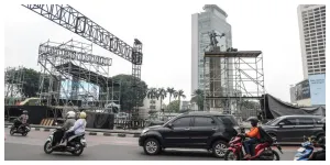 Persiapan Malam Puncak HUT ke 499 Jakarta di Bundaran HI yang Digelar Sabtu (27/6). (Sumber: beritajakarta.id)