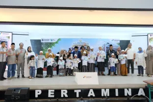 Pertamina Patra Niaga JBB menggelar khitanan massal bagi 100 anak sebagai bentuk kepedulian kesehatan di masa libur sekolah.