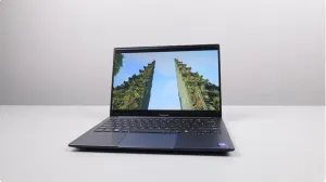 Spesifikasi Laptop Advan AI Gen Ultra T. (Sumber: youtube.com/@JagatReview)